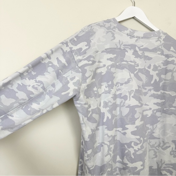 Lululemon Perfectly Oversized Crew Incognito Camo Alpine White Multi - Picture 9 of 9